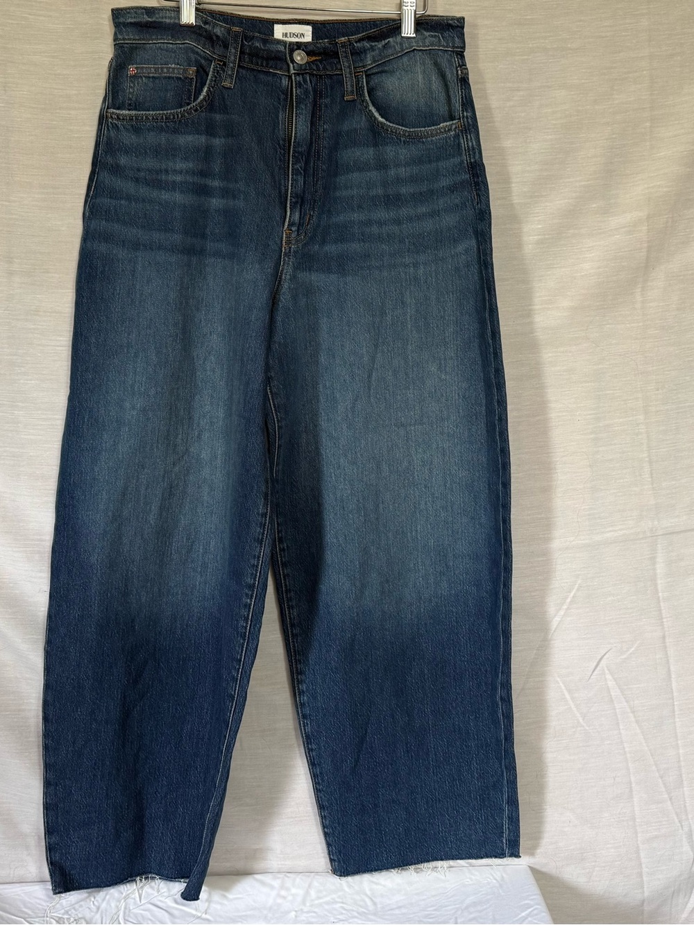 Hudson Bailey Barrel Jeans High Rise Raw Hem Size 30 NWOT